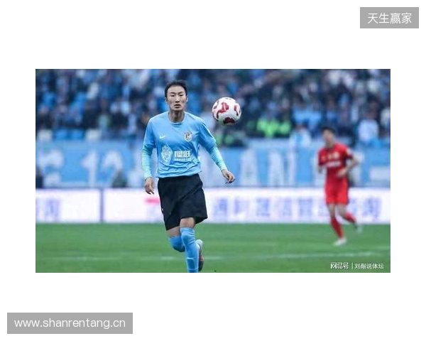 官方：36岁老将晋鹏翔加盟重庆铜梁龙