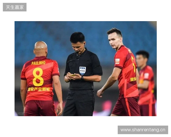 直播吧：上赛季中超“金哨”李海新基本确定执法超级杯海港vs国安