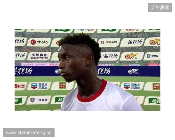 博主:蓉城外援卡隆目前仍处于留队状态,但已不可能随队踢中超 博主:蓉城外援卡隆目前仍处于留队状态,但已不可能随队踢中超