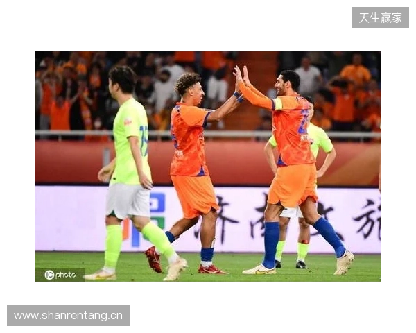 官方：克雷桑当选中超第2轮最佳球员，1传1射帮助泰山战胜国安