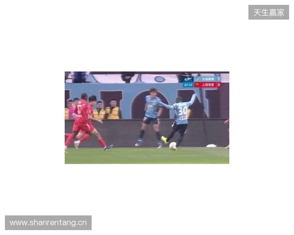 前3轮2负!海港0-1送英博赛季首胜 马莱莱助攻阿奇姆彭制胜