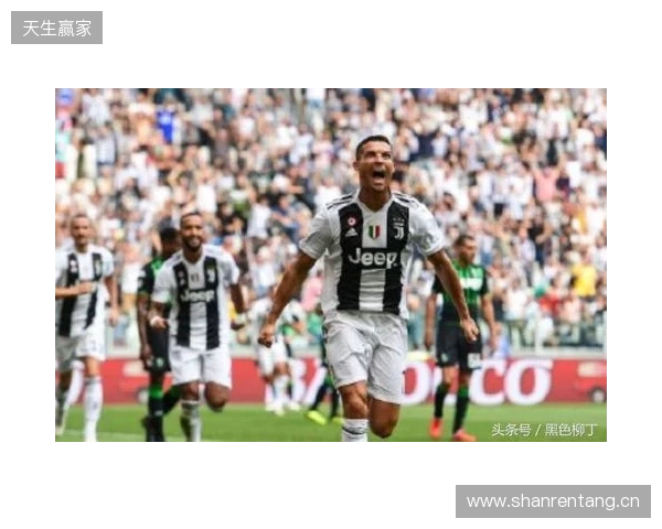 法兰克福内讧:球员场上互喷,并质疑主帅为何领先还要狂攻 法兰克福内讧:球员场上互喷,并质疑主帅为何领先还要狂攻